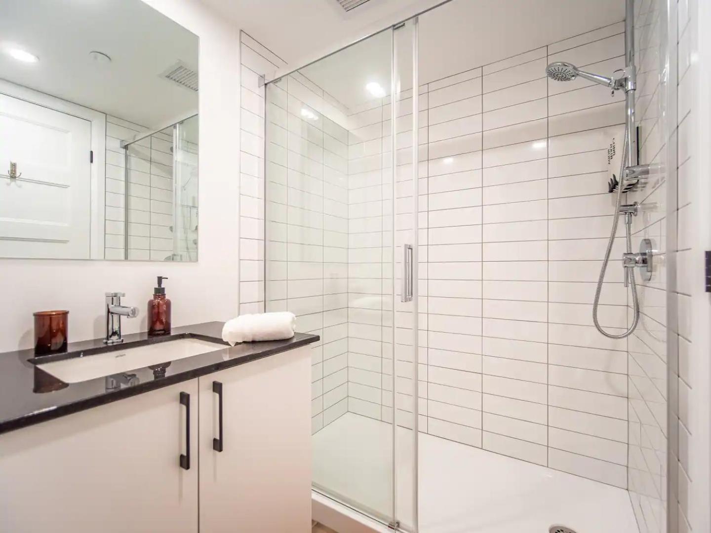 Quebec, Rustique Chic En Ville, Piscine Sur Le Toit Pour 2 A 6 Invites ภายนอก รูปภาพ